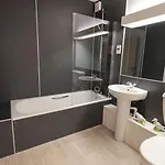 Mallard District, Leisure Pool & Gym *