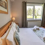 Mallard District, Leisure Pool & Gym Casa de Férias