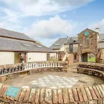 Mallard District, Leisure Pool & Gym Nyaraló Penruddock
