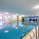 Mallard District, Leisure Pool & Gym Nyaraló