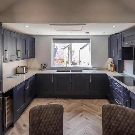 Mallard District, Leisure Pool & Gym * Penruddock